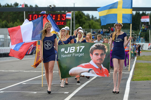 The Drivers of the European Karting Championship pay tribute to Jules Bianchi 