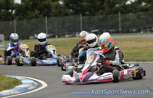 The KA3 Senior Heavy field was small, but all karters were in a freight train covered by a tiny margin all day. Here, Christopher Thomas leads the group
