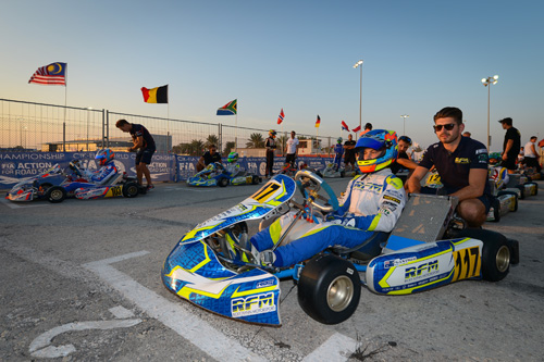 Oscar Piastri on the grid during the 2016 World OK-Junior Championship in Bahrain