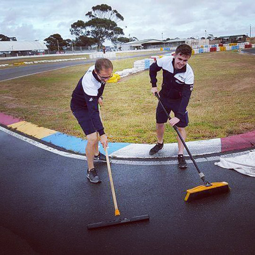 Tom (right) and Flavio's welcome to Australia - track prep! 