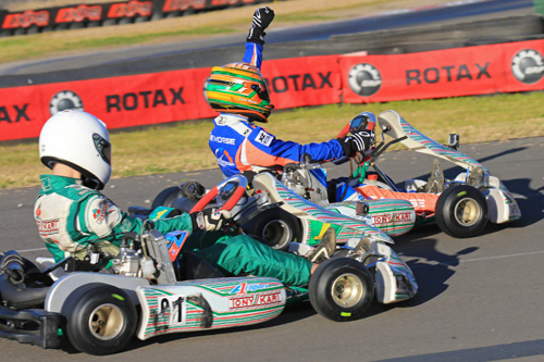 Zane Morse took a narrow victory in the Junior Max final to extend his series points lead