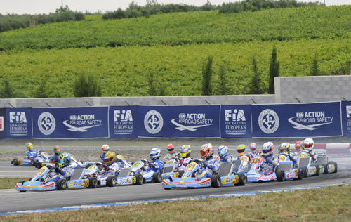 Ticktum (109) And Ahmed (138 – Both On Fa Kart-Vortex) starting from the first row in one of the opening KF Junior heats